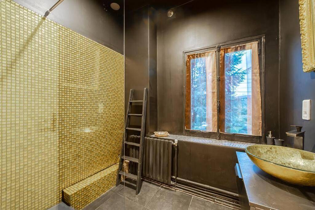 Appartement entier, Two-Bedroom Apartment in Tresserve, Région de Chambéry