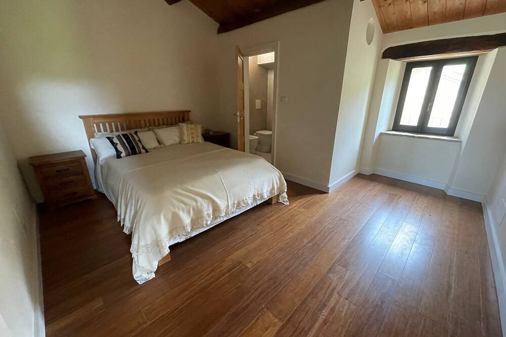 Italian Villa with private pool and spectacular views in Gualdo, Parco nazionale dei Monti Sibillini