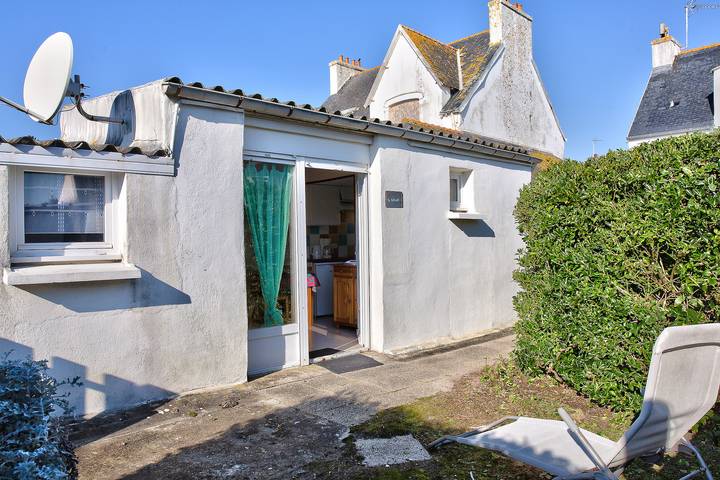 Maison pour 2 à 100 m de la plage de la Joie in Penmarch, Région de Quimper