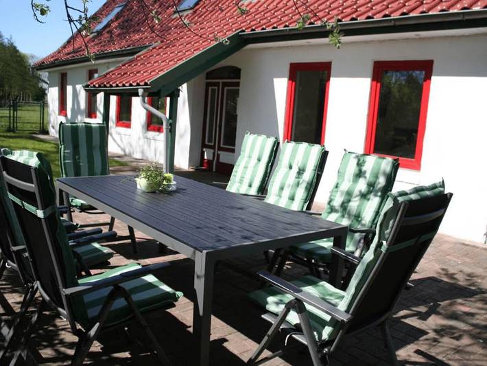 Ferienhaus für 8 Personen, mit Terrasse und Garten sowie Ausblick in Mulsum