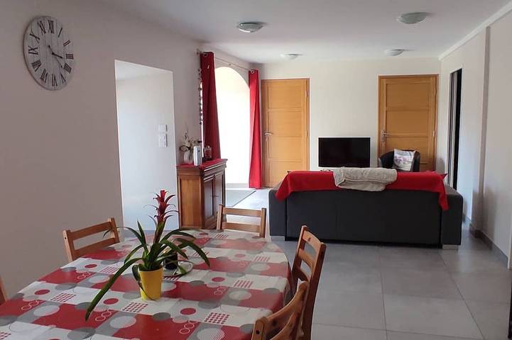Gîte pour 4 personnes à Saint-Jeures