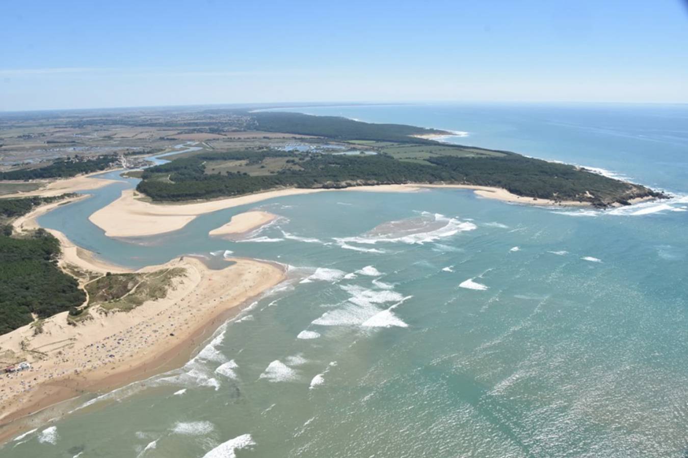 Maison chaleureuse et au calme avec terrasse in Talmont-Saint-Hilaire, Vendée