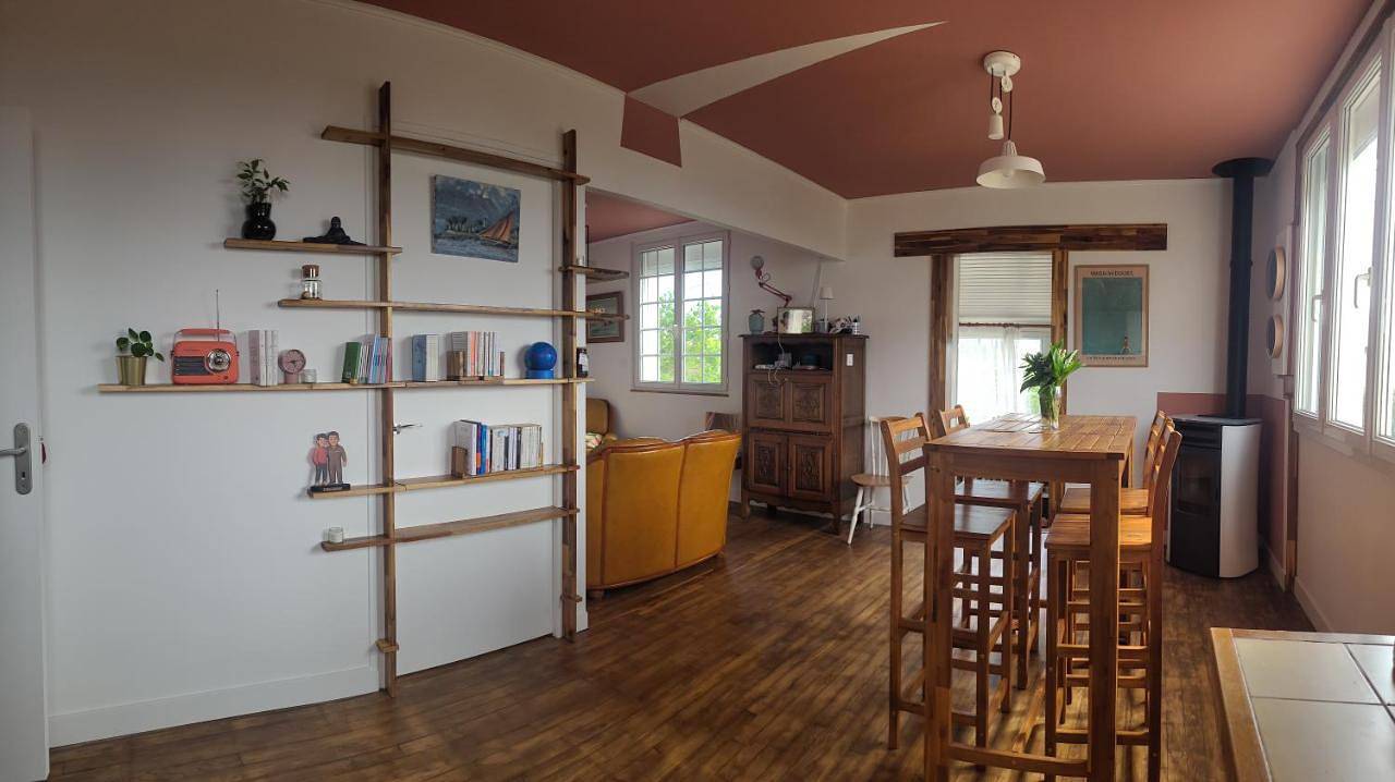 Maison bord de mer d'Iroise in Ploumoguer, Région de Brest