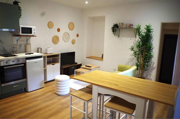 Gîte pour 2 personnes, avec terrasse, animaux acceptés à Chalon-sur-Saône - 2