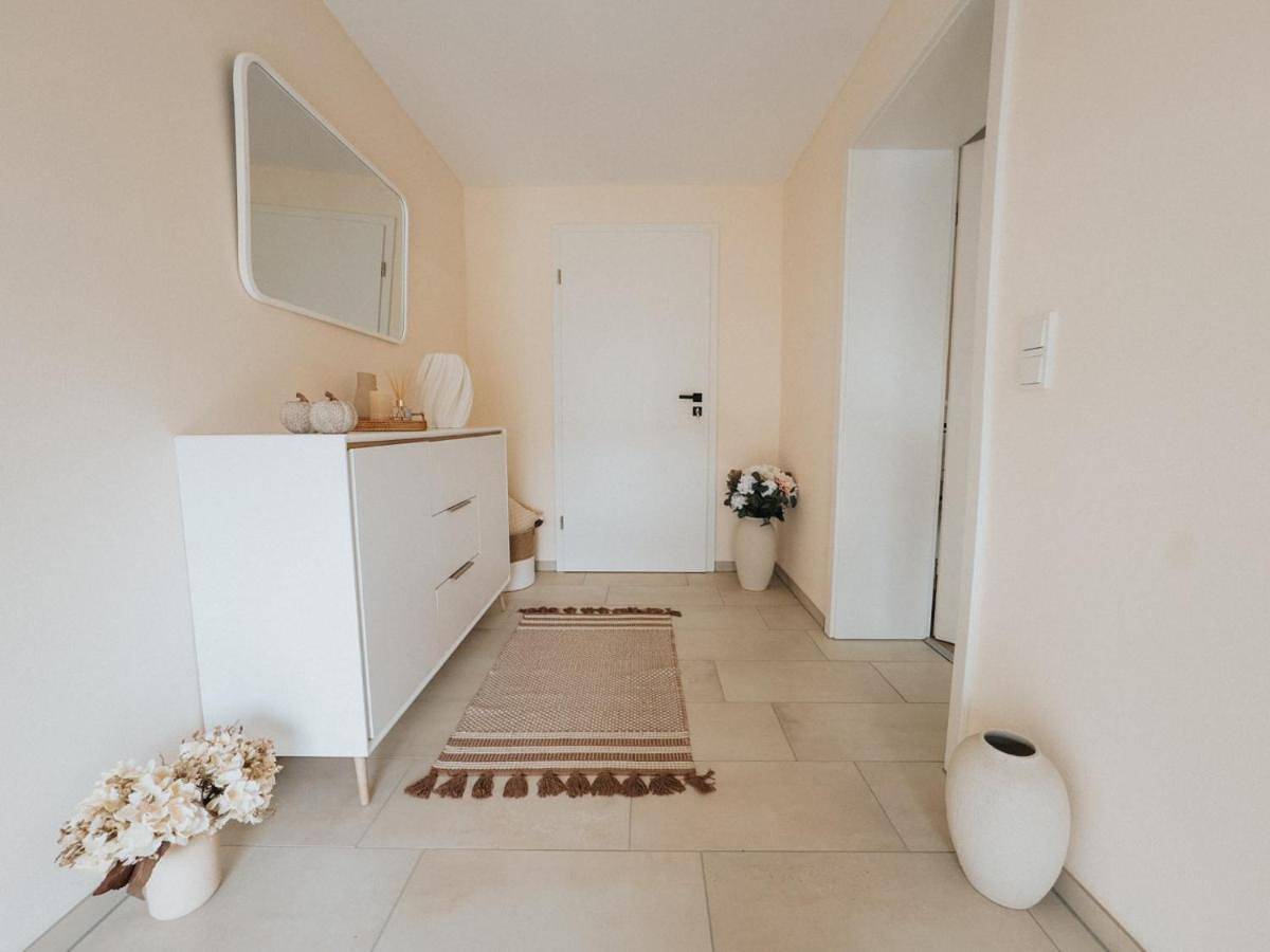 Ganze Wohnung, Hochwertige Ferienwohnung mit Sauna und Fitness in Tholey, Saar-Nahe-Bergland
