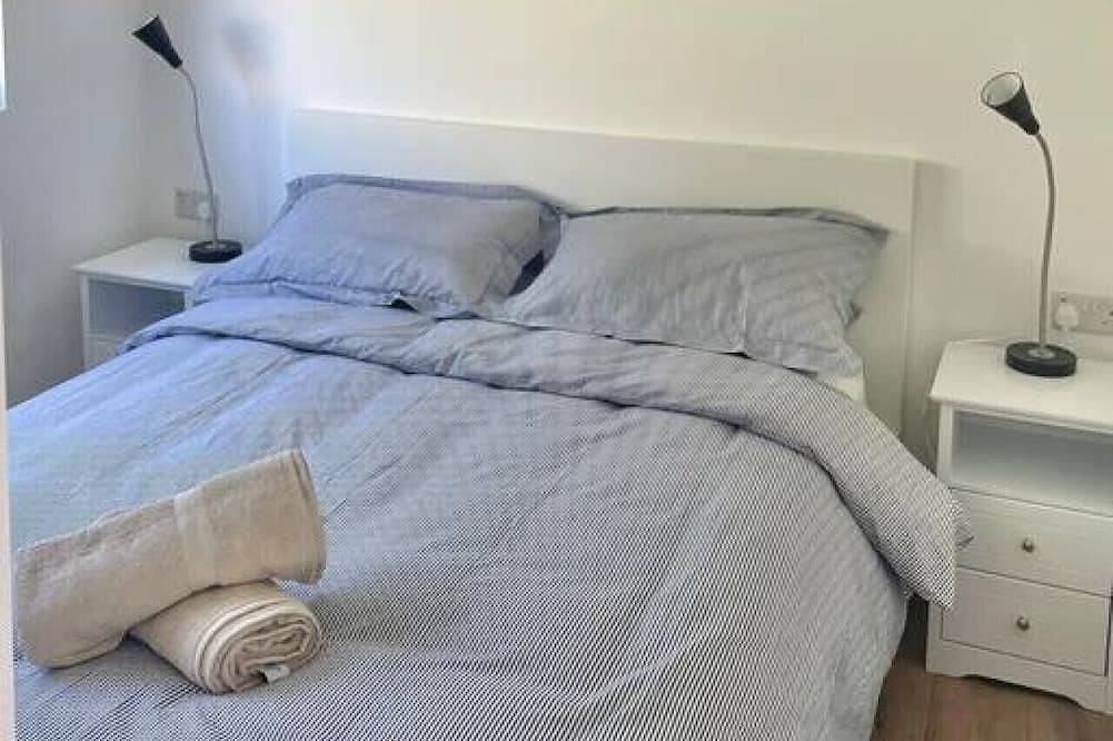 Little Haven Too, one bed chalet in Dartmouth in Dartmouth, Devon
