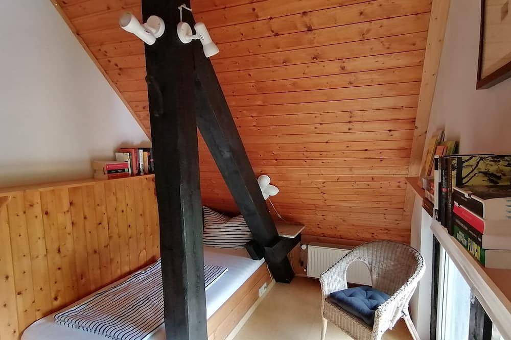 Ganze Wohnung, Ostseeurlaub im Alten Bahnhaus, Rövershagen, Ferienwohnung 2 in Rövershagen, Rostock und Umgebung