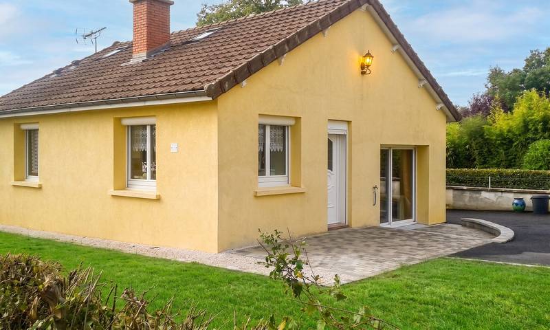 Maison de vacances pour 7 personnes, avec Terrasse et Vue sur le lac en Bourgogne
