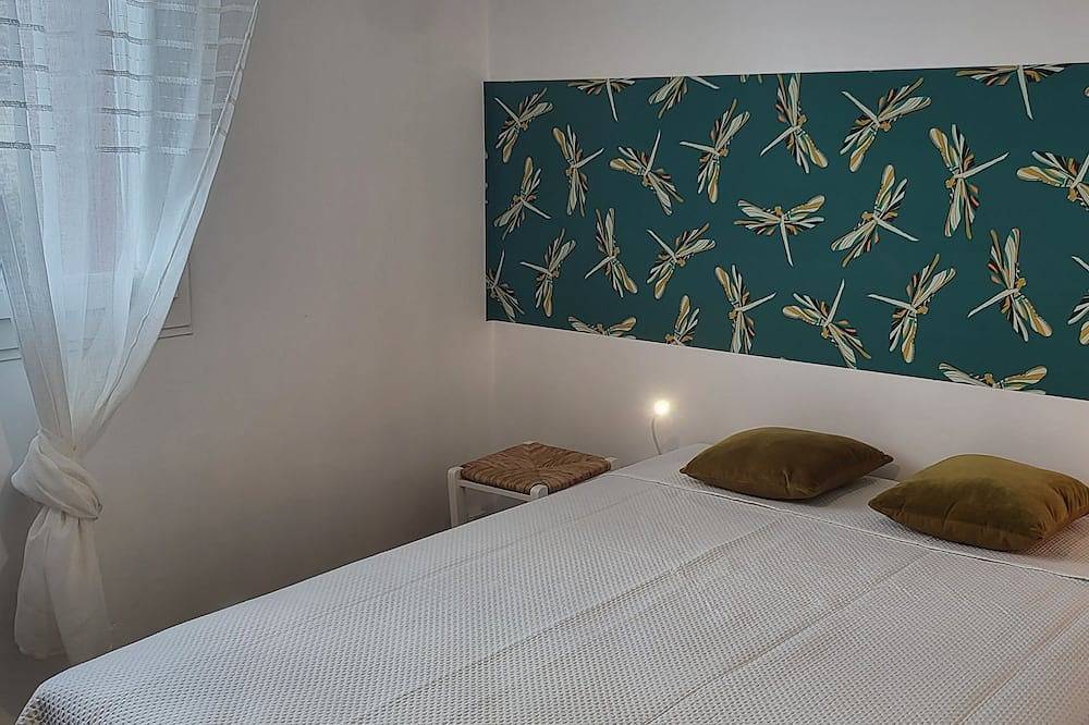 Countryside close to beaches and tourist attractions in Saujon, Côte de Beauté