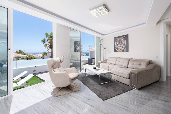 Holiday rental for 8 people in Amarilla Golf