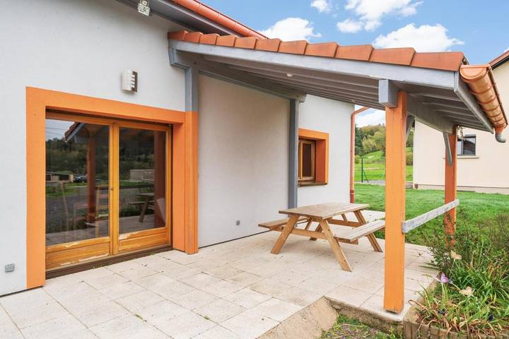Maison de vacances pour 6 personnes, avec terrasse et jardin, animaux acceptés