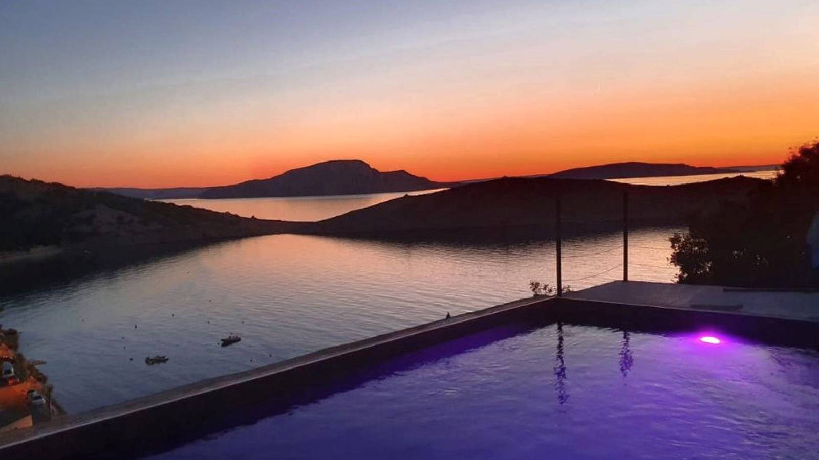 Villa Vissum with pool&sea view by Villas Guide in Jablanac, Naturpark Velebit