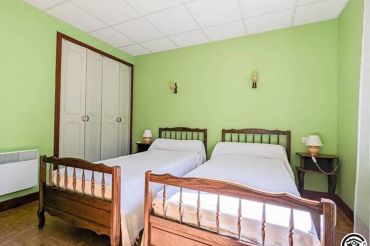 Location de vacances pour 4 personnes, avec jardin à Oô - 3