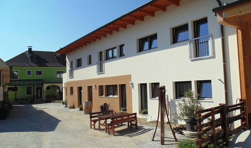 Ferienwohnung für 2 Personen, mit Terrasse und Garten, kinderfreundlich
