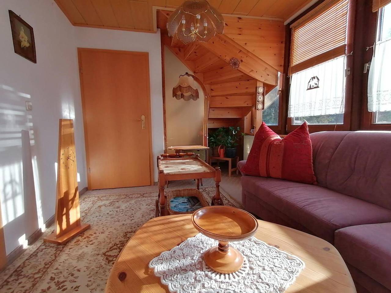 Ganze Wohnung, Ferienwohnung 'Haus Am Waldrand' mit Bergblick, privater Terrasse und Wi-Fi in Freital, Osterzgebirge