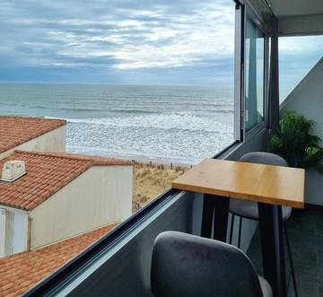 Gîte pour 4 personnes, avec balcon et vue dans Plage des Mouettes