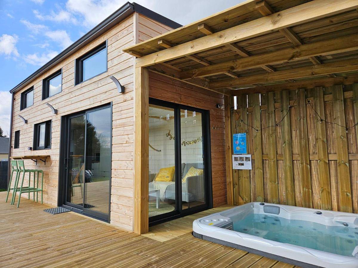 Tiny House avec Spa privatif in Boigny-sur-Bionne, Vallée de la Loire