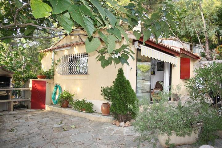 Gîte pour 4 personnes, avec Jardin et Piscine