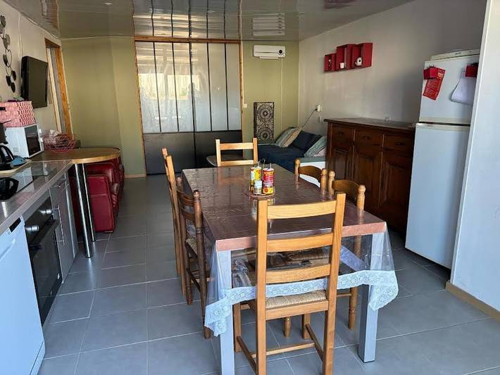 Chambre d’hôte pour 2 personnes, avec jardin ainsi que vue et piscine, animaux acceptés à Cuxac-d'Aude - 3