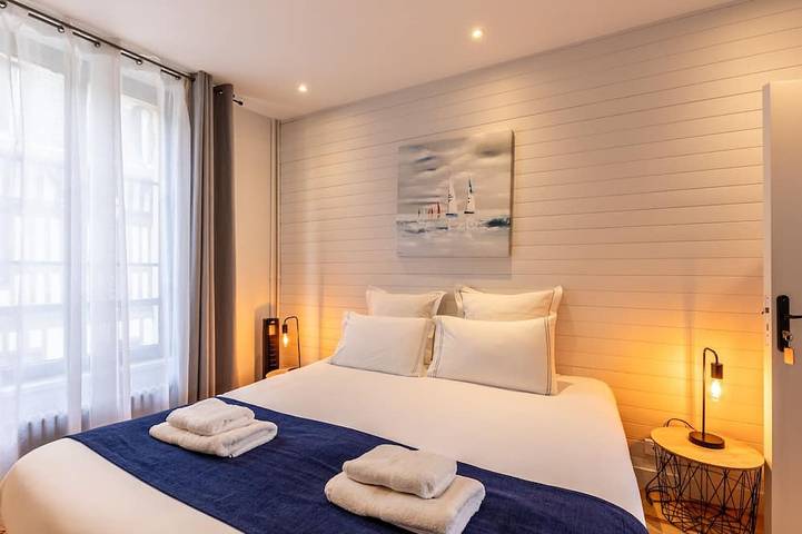 Location de vacances pour 12 personnes, avec jardin dans Office De Tourisme De Honfleur - 3