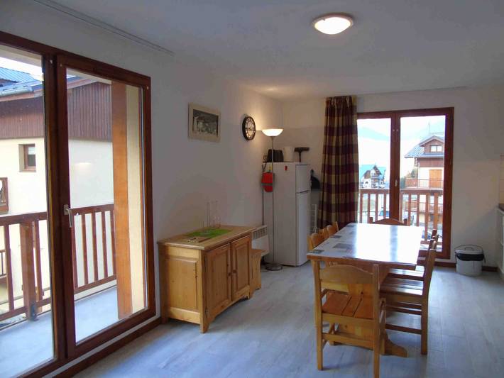 Chalet pour 6 personnes, avec balcon dans Valfréjus - 2