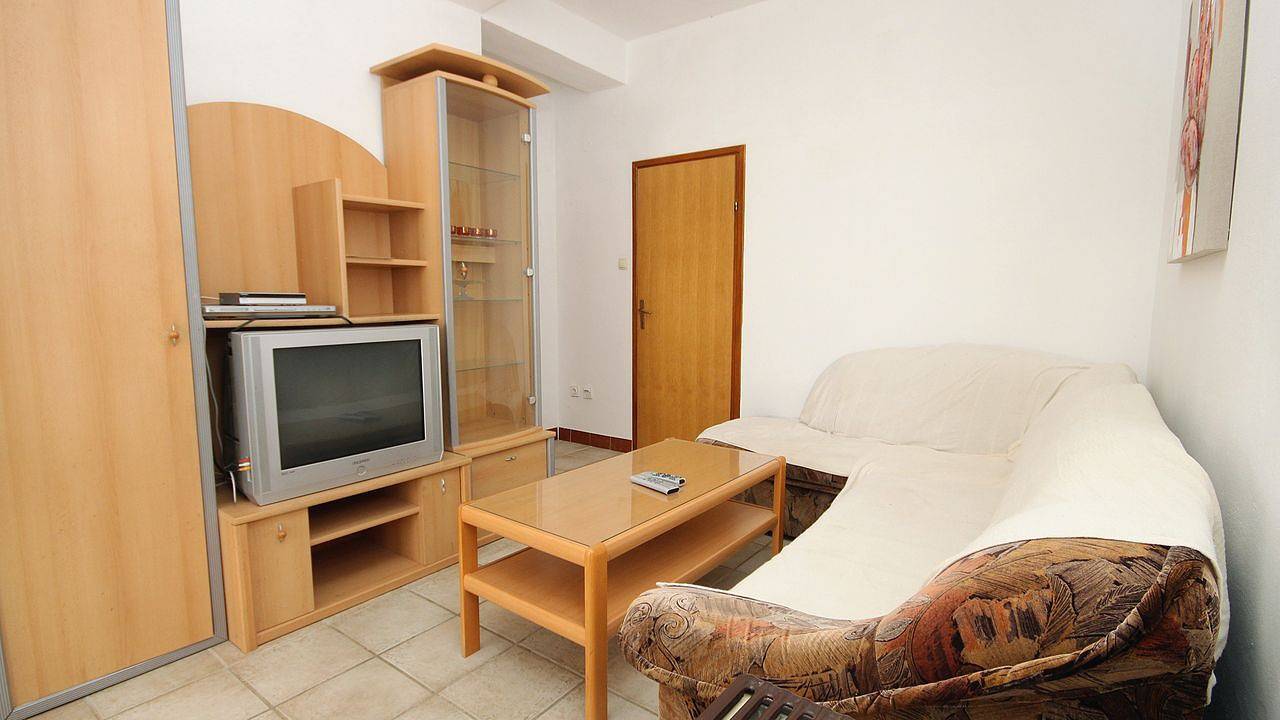 Ganze Ferienwohnung, Ferienwohnung für 6 Personen (70 m²) in Vlašići in Vlasici, Pag