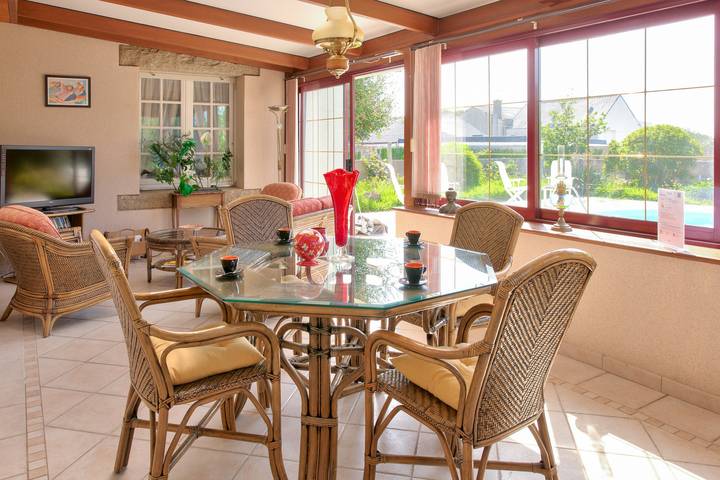 Location de vacances pour 6 personnes, avec jardin et terrasse à Plomeur - 3