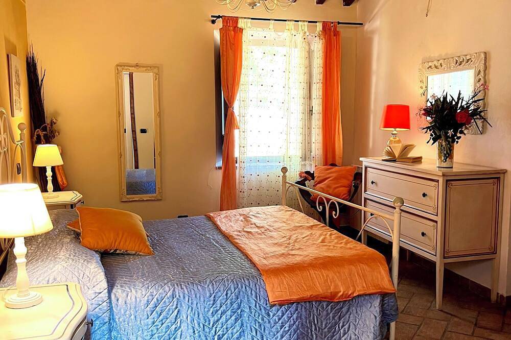 Podere Palazzolo, ancient farmhouse nestled in the hills of Chianti Classico. in Castellina in Chianti, Chianti