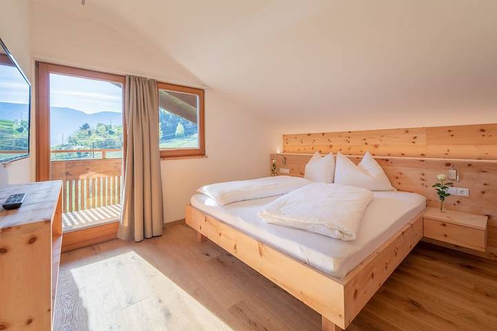 Ferienwohnung für 4 Personen, mit Pool und Balkon sowie Garten in Marling - 4