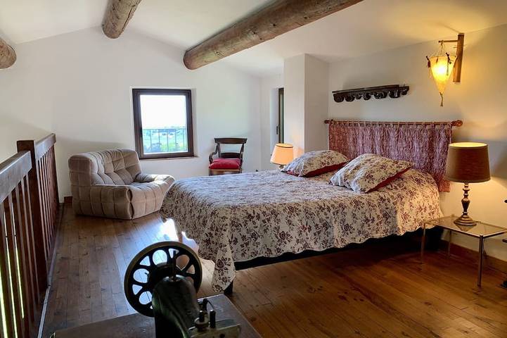 Location de vacances pour 6 personnes, avec jardin, animaux acceptés à Saint-Pierre-de-Vassols - 2