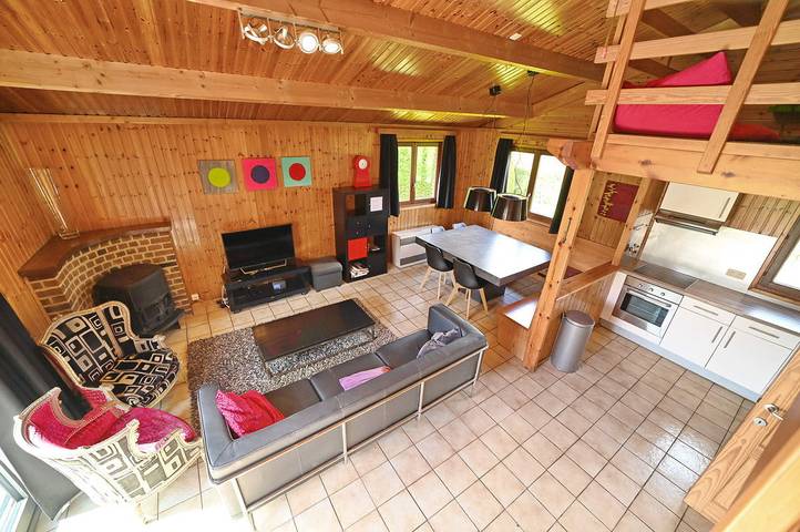 Gîte pour 8 personnes, avec jardin ainsi que terrasse et sauna à Somme-Leuze - 2