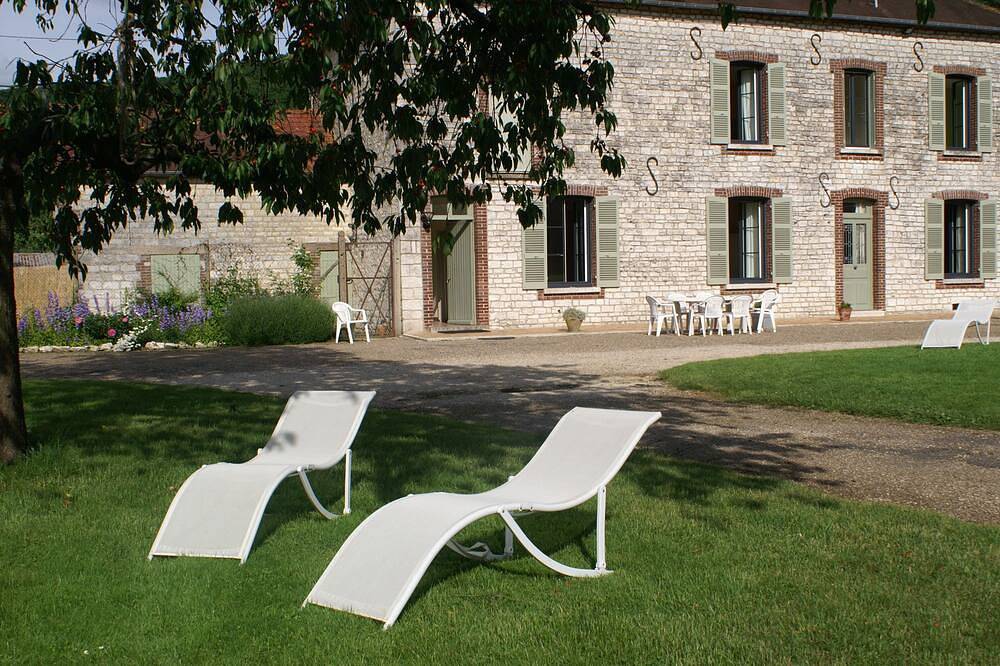 Vernon-Giverny: Restored farmhouse in a listed valley. Absolute calm! in Vernon (Normandy), Évreux region