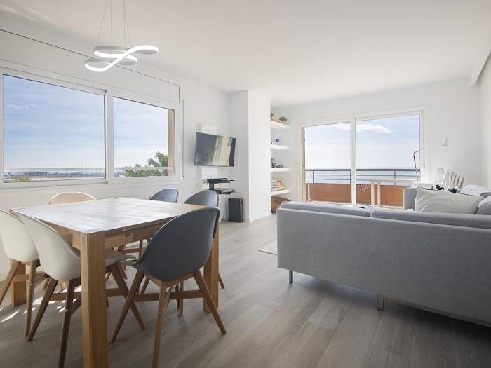 Gîte pour 6 personnes, avec vue sur l’océan et balcon dans Platja de Calafell - 2