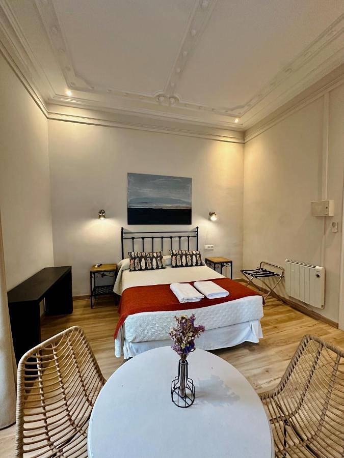 Casa Consell Gran Via, Guest House in Centro Barcelona, Barcelona