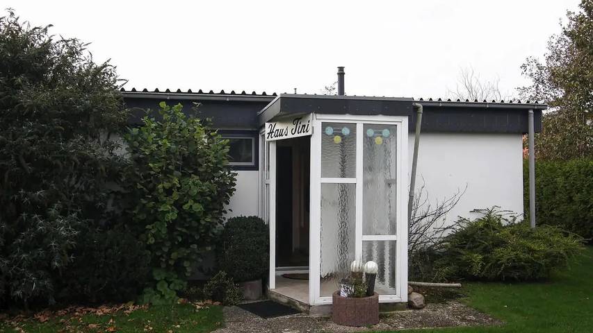 Ferienhaus für 4 Personen, mit Garten, mit Haustier in Warwerort