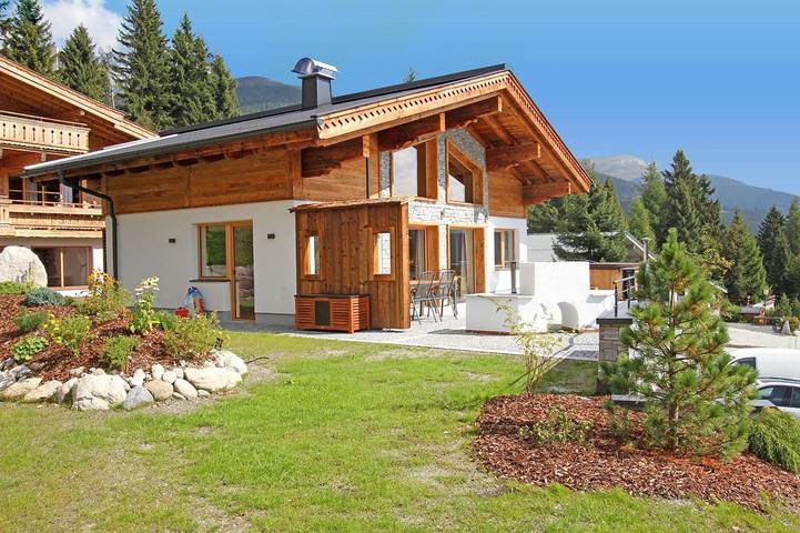 Ferienhaus für 12 Personen, mit Balkon und Whirlpool sowie Terrasse und Garten in Wald im Pinzgau - 2