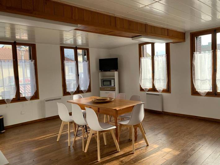 Gîte pour 12 personnes, avec vue, adapté aux familles à Éclaron-Braucourt-Sainte-Livière - 3