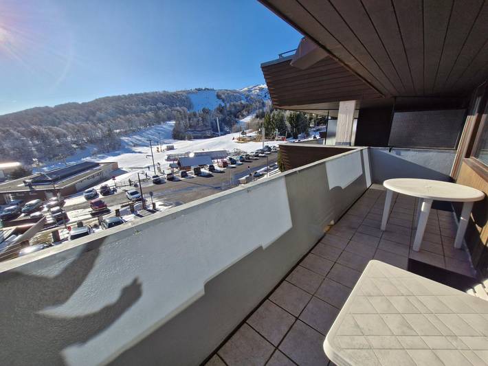 Gîte pour 4 personnes, avec balcon dans Station de Super-Besse (Super-Besse) - 2