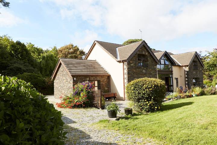 Vacation rental for 4 people, with Ocean view and Terrace as well as Garden in Ireland
