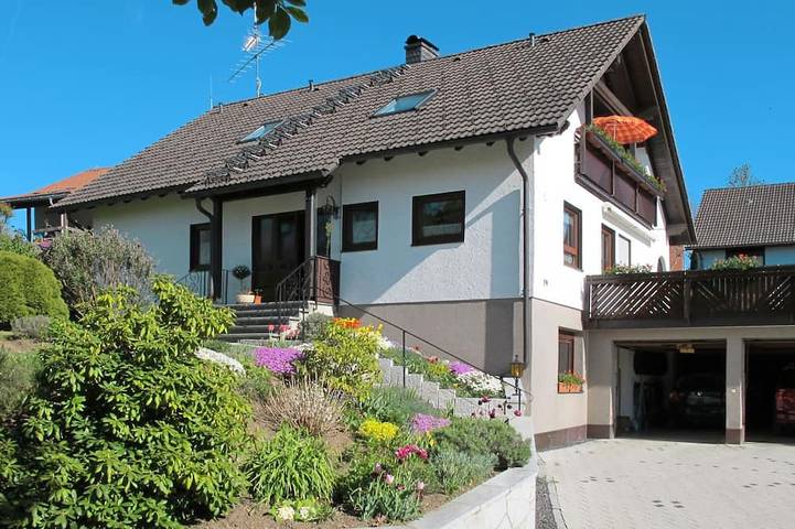 Ferienwohnung für 4 Personen, mit Garten - 1