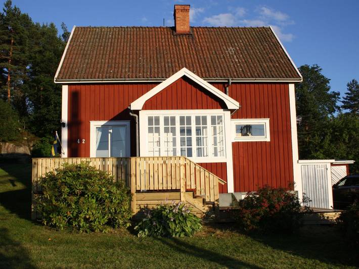 Ferienhaus für 6 Personen, mit Terrasse und Garten in Storfors