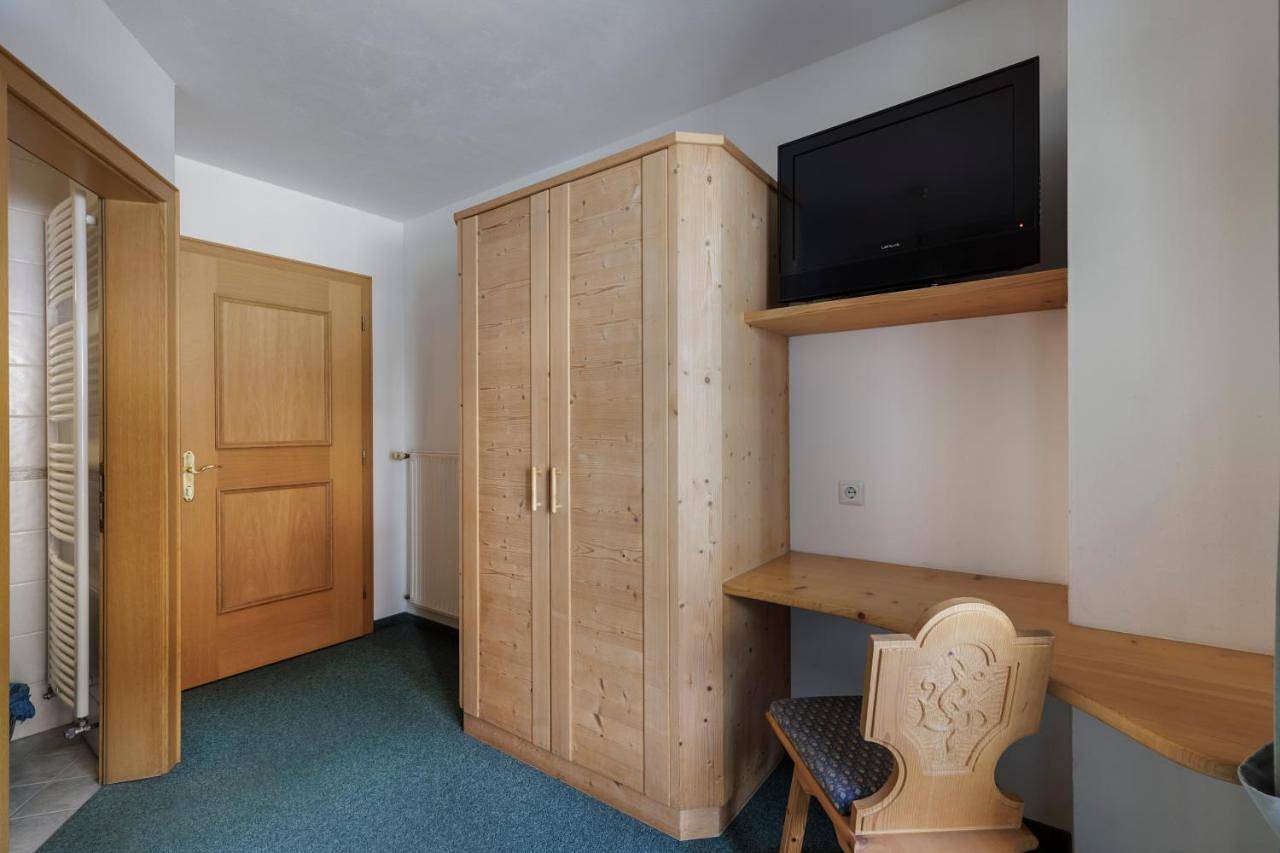 Double Room with Balcony in Burgusio, Malles Venosta