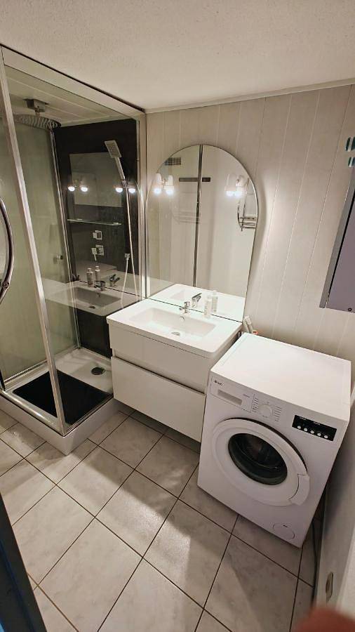 Pavillon 45m2, 2 Chambres, 1 salon cuisine, 1sdb in Gruissan (Ville), Gruissan