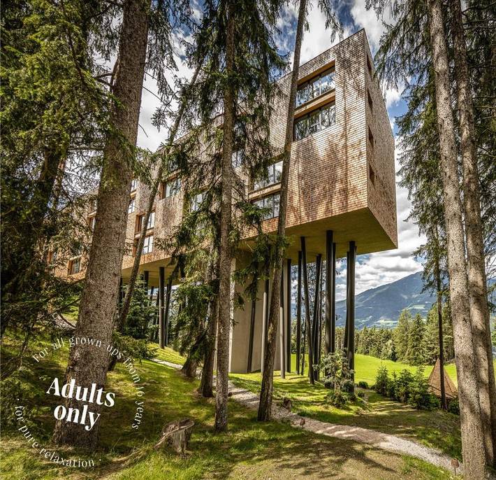 Hôtel pour 2 personnes, avec jardin et sauna ainsi que piscine et jacuzzi
