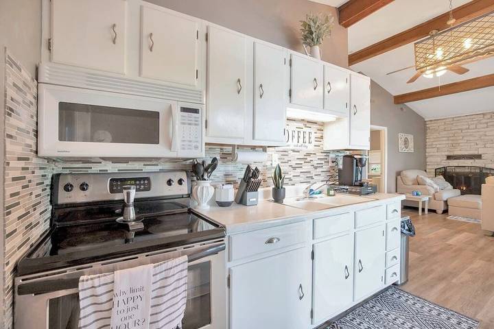 Vacation house for 6 people, with balcony in Lake of the Ozarks