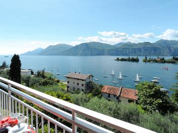 Ferienwohnung für 4 Personen in Malcesine, Gardasee, Bild 2