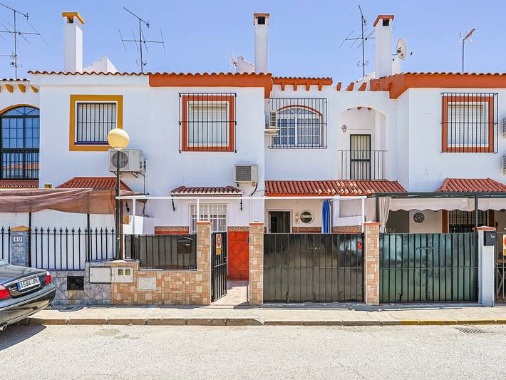 Casa espaciosa y con aire acondicionado - 6 pers. in Mairena del Aljarafe, Provincia de Sevilla