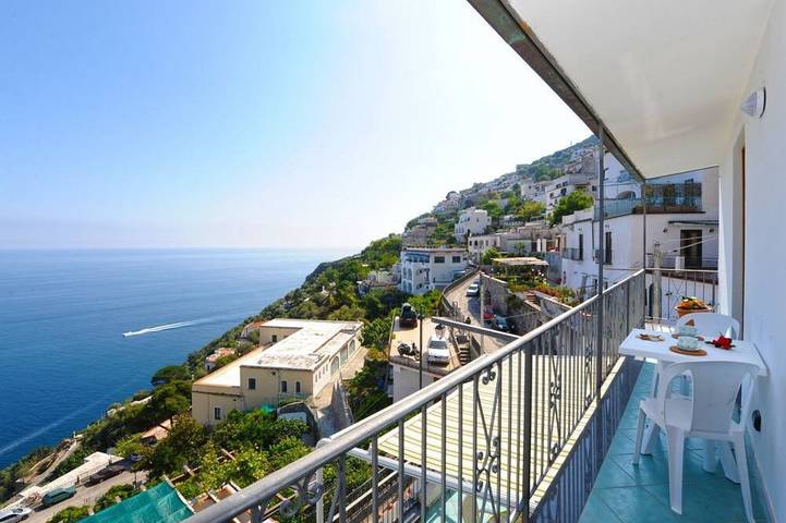 Holiday apartment for 5 people, with balcony - 1