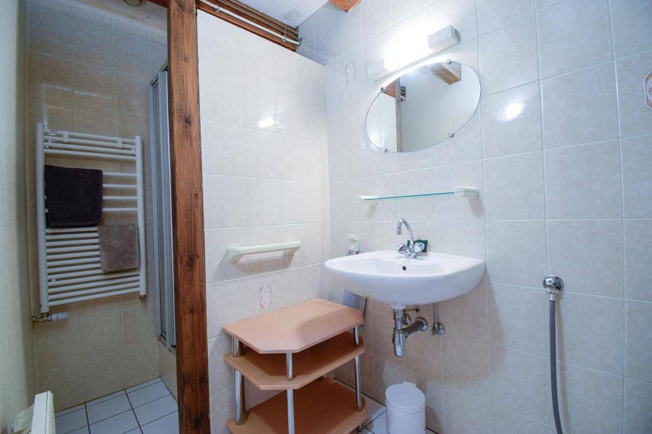 Appartement entier, One-Bedroom Apartment in Lapoutroie, Parc naturel régional des Ballons des Vosges