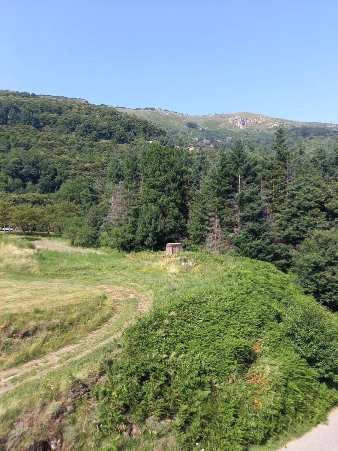 Appartement entier, Gîte La Besorgues Montagne/Canyoning/Randonnée in Labastide-sur-Bésorgues, Parc naturel régional des Monts d'Ardèche